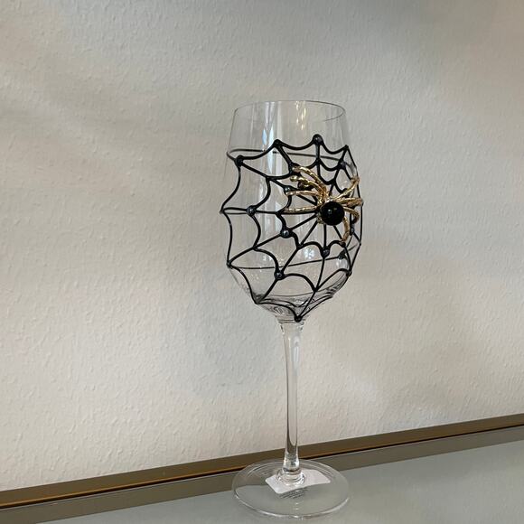 Gorgeous Halloween Jeweled Spider on Web with Pearl Wine Glass Set of 2 NEW - Picture 9 of 15